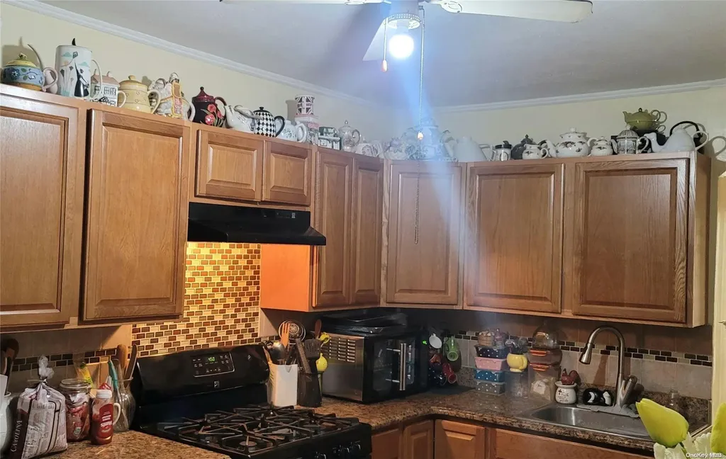 93 E 45th Street Brooklyn NY 11203