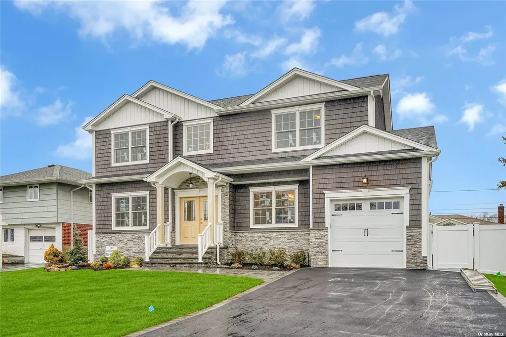 2 Shatel Road Plainview NY 11803