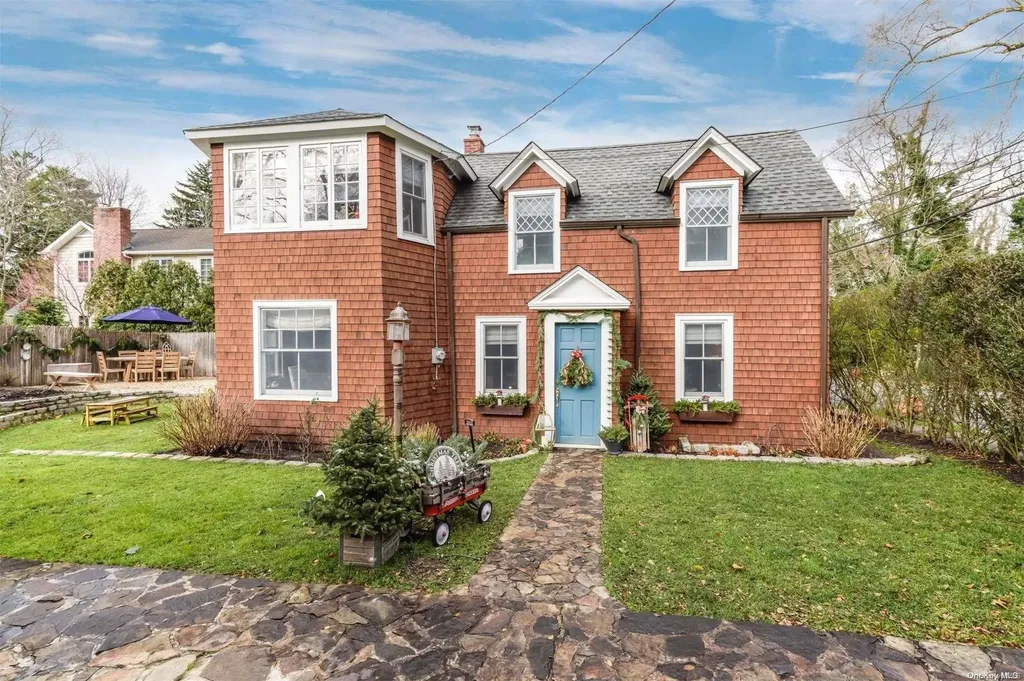 2 Erland Road Stony Brook NY 11790
