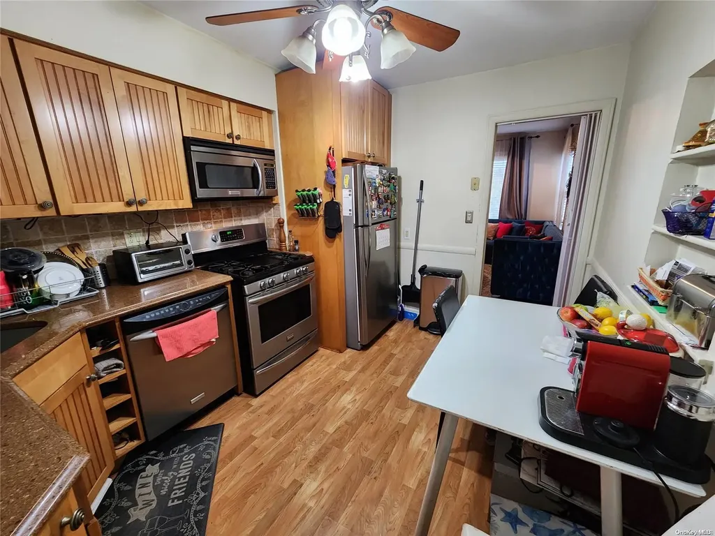 348 Mill Road Valley Stream NY 11581