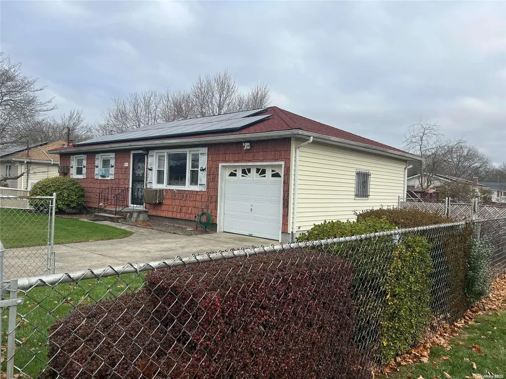 1451 Ferndale Boulevard Central Islip NY 11722