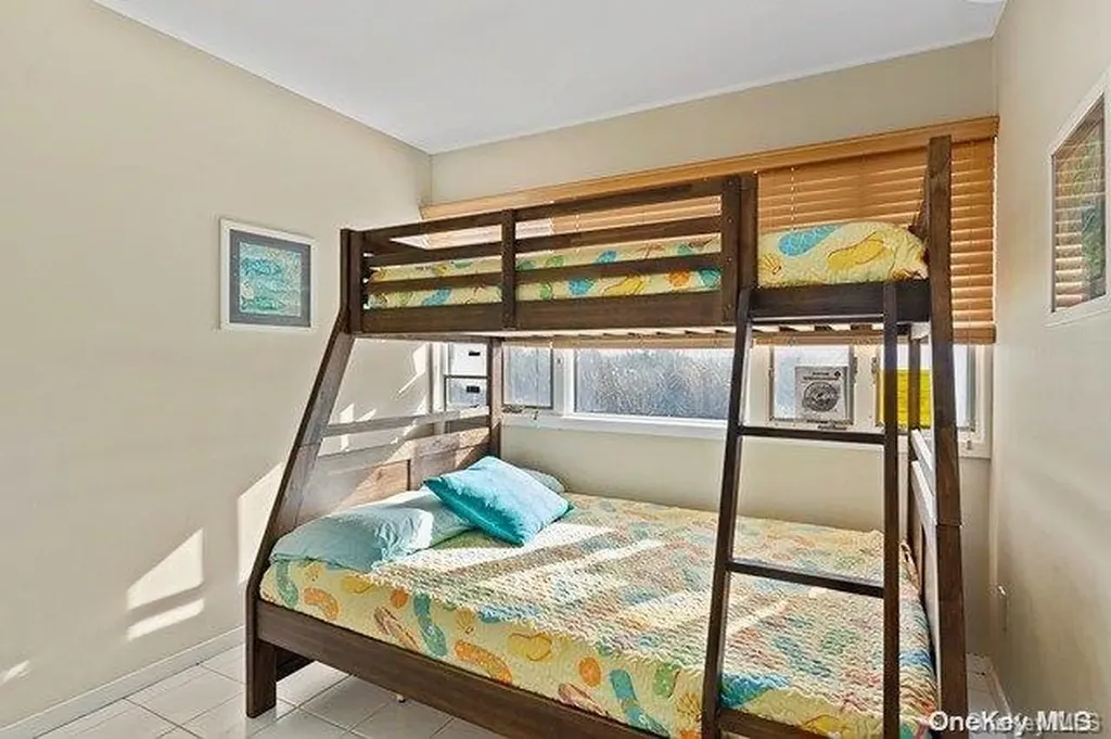 244 Cottage Walk Ocean Beach NY 11770