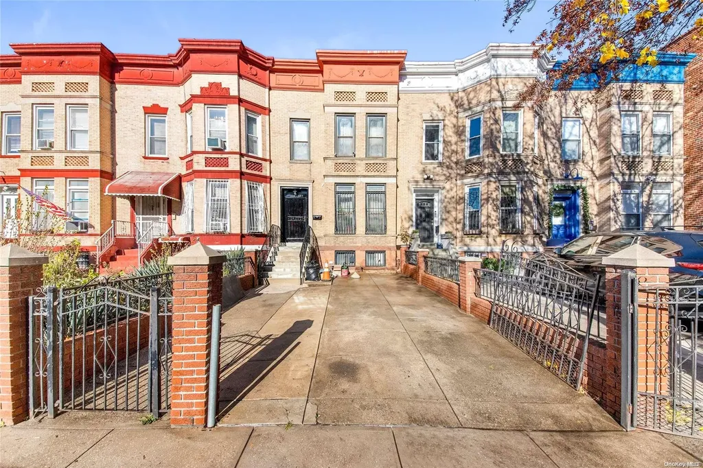 379 Hawthorne Street Brooklyn NY 11225