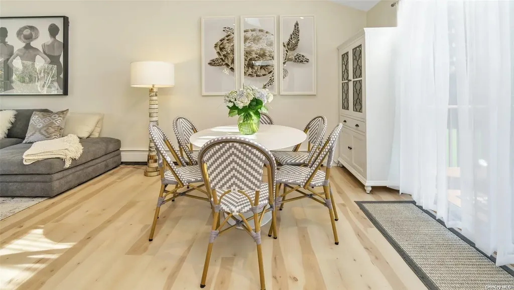 60 Lynncliff Road Hampton Bays NY 11946