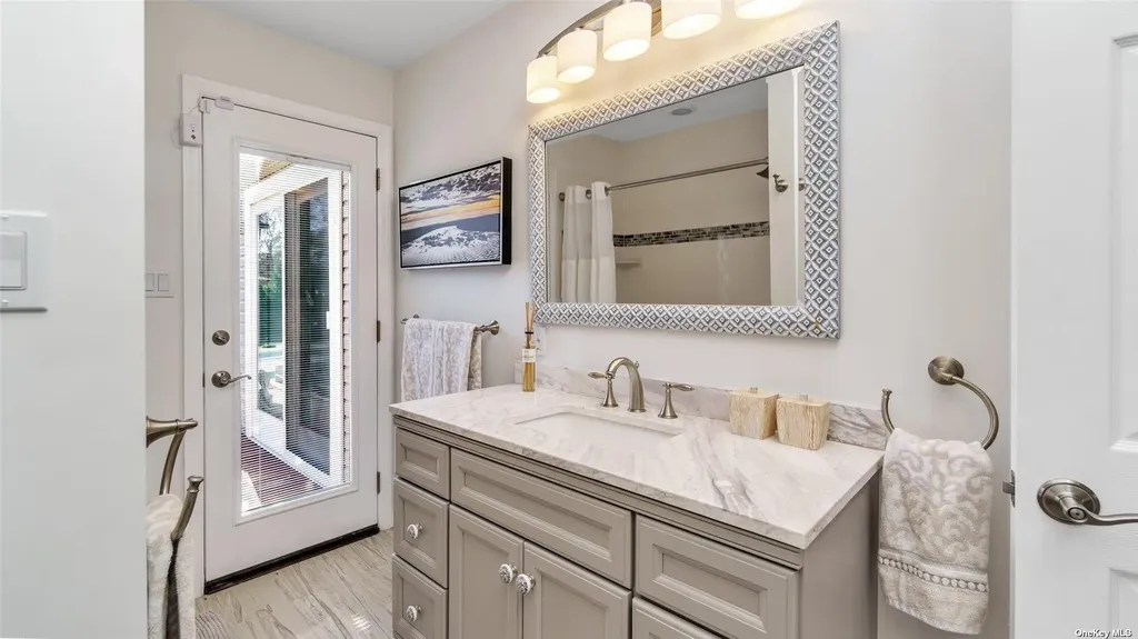60 Lynncliff Road Hampton Bays NY 11946