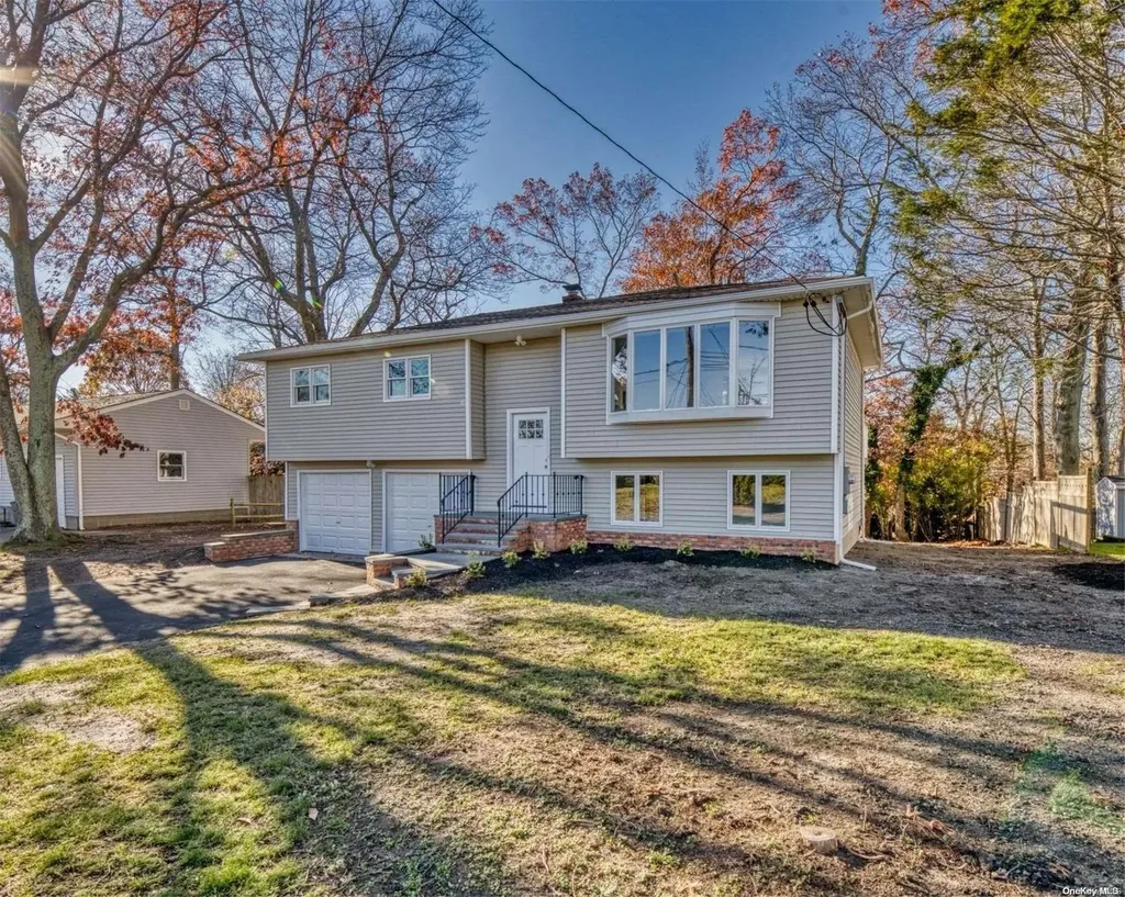 49 Joyce Drive Riverhead NY 11901