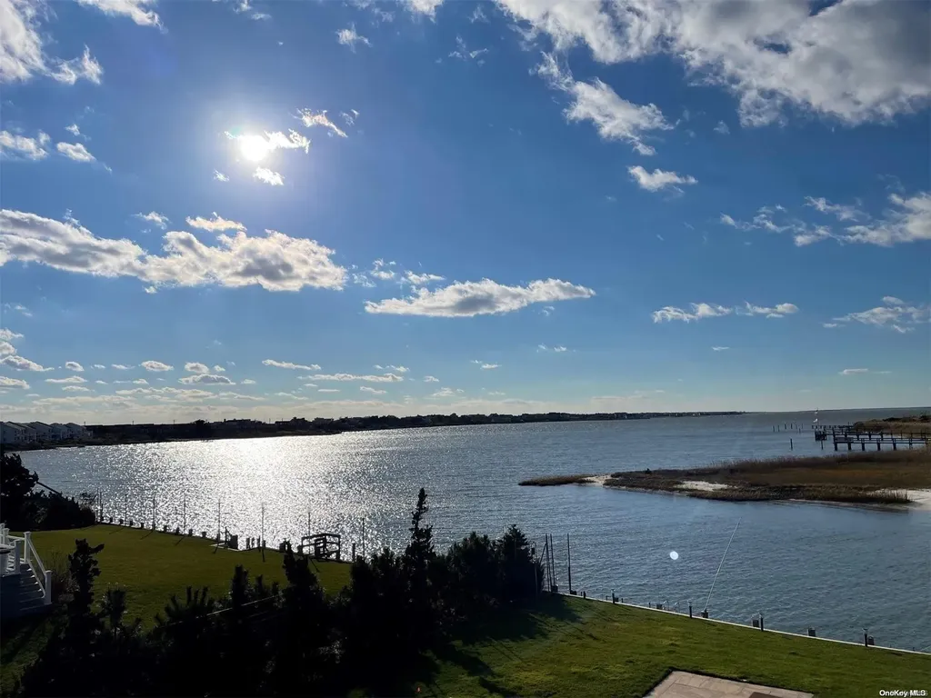 127 Jessup Lane Westhampton Beach NY 11978