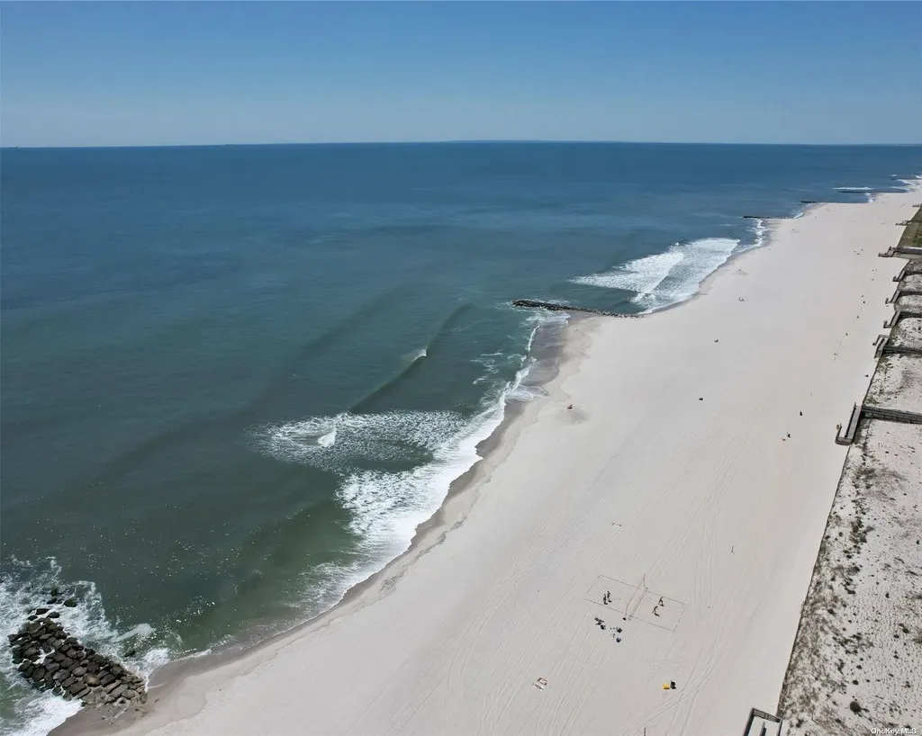 813 Shore Road Long Beach NY 11561