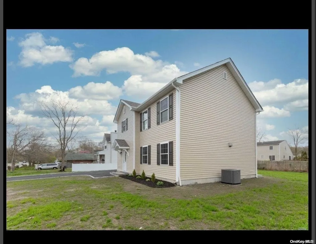 205 William Floyd Park Shirley NY 11967