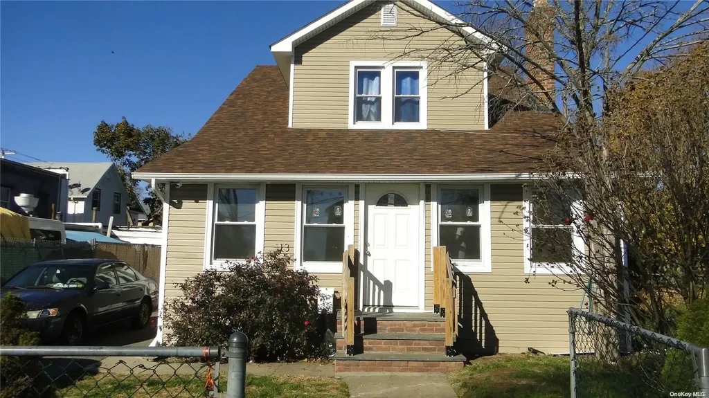 13 Marvin Avenue Hempstead NY 11550
