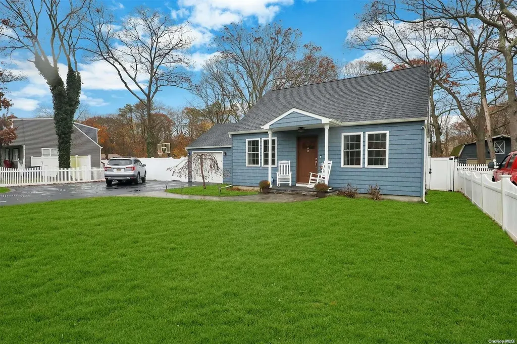 49 Lambert Avenue Mastic NY 11950