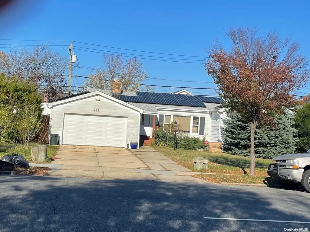 455 E Park Avenue Long Beach NY 11561