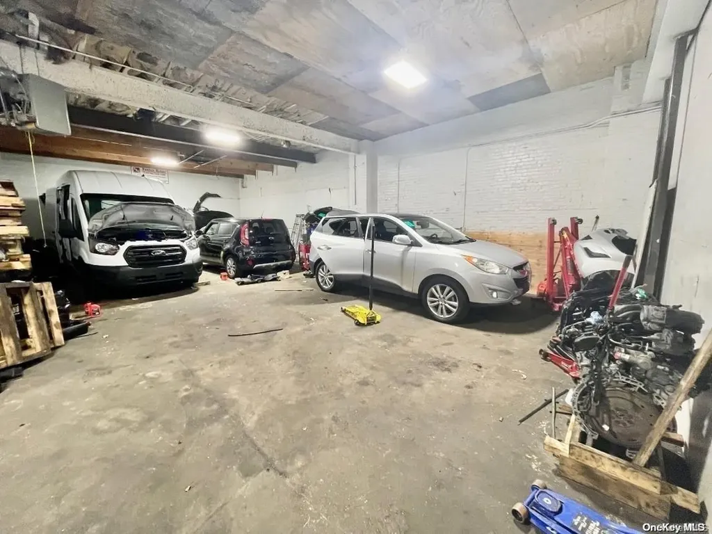 79-17 Cypress Avenue Glendale NY 11385
