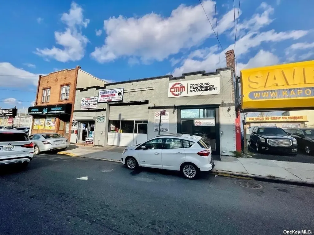 79-17 Cypress Avenue Glendale NY 11385