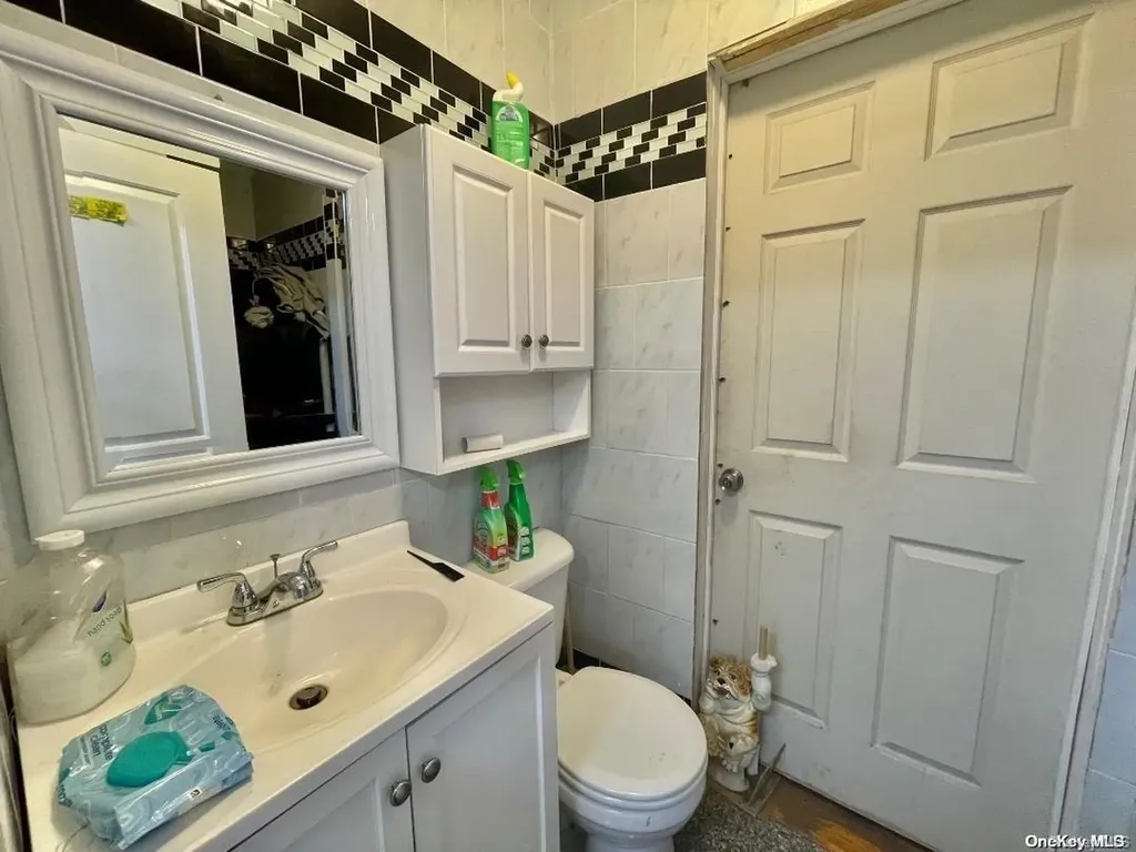 79-17 Cypress Avenue Glendale NY 11385