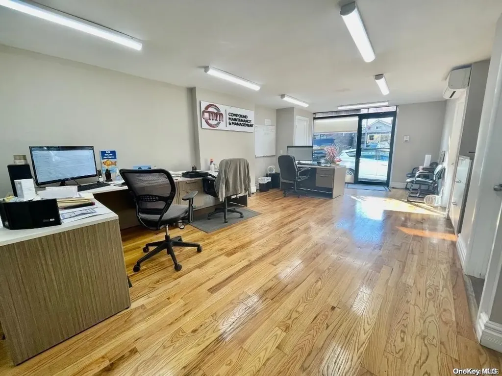 79-17 Cypress Avenue Glendale NY 11385