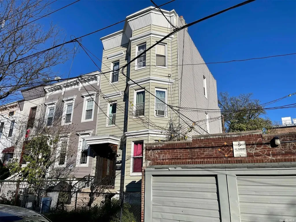 59 Shepherd Avenue Brooklyn NY 11208
