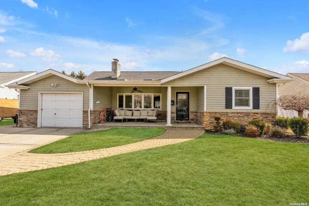 1263 Pleasant Road Wantagh NY 11793