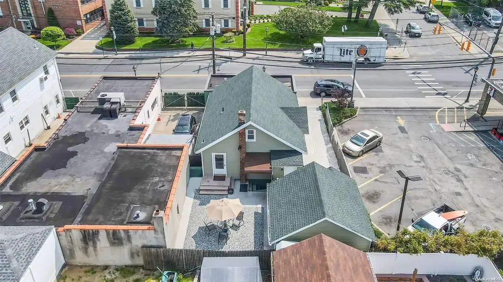 196 N Central Avenue Valley Stream NY 11580