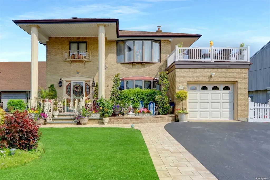 4077 Ohio Place Island Park NY 11558