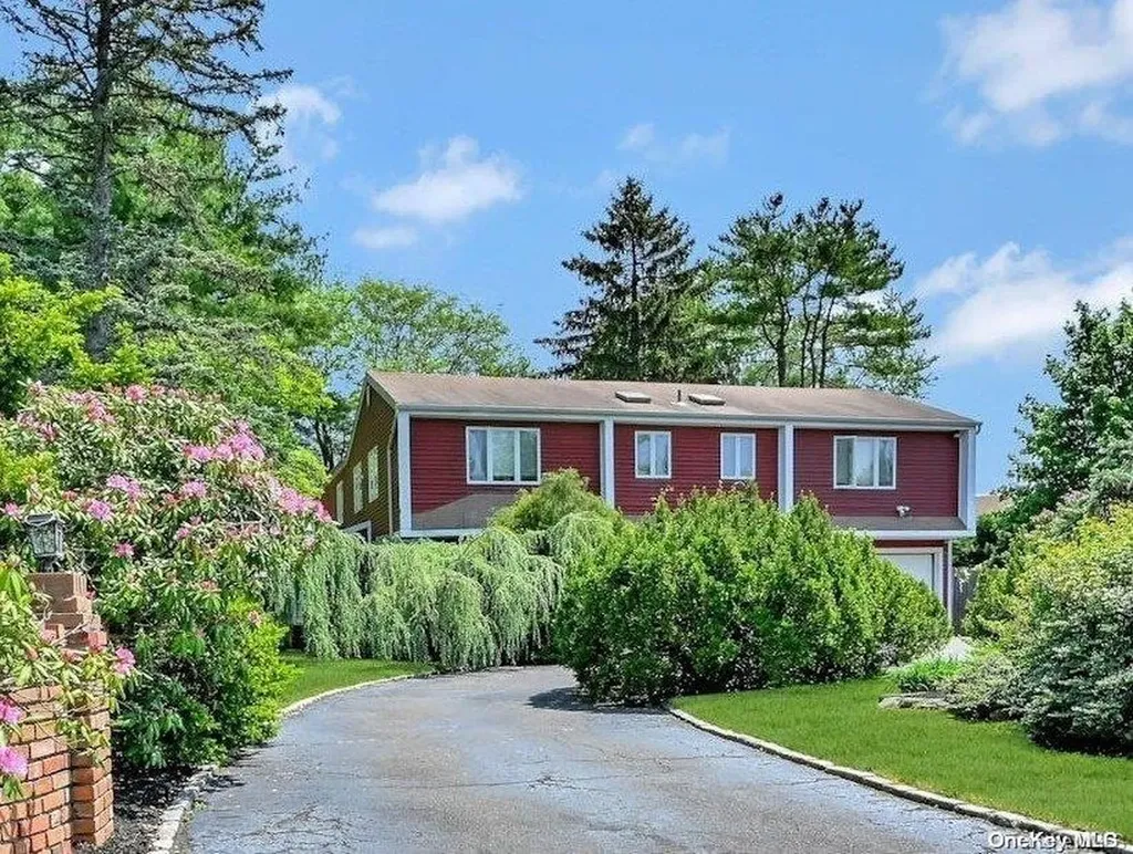 7 Campbell Drive Dix Hills NY 11746