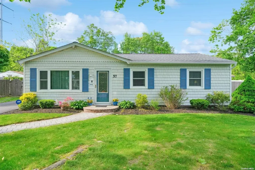 57 Prince Road Rocky Point NY 11778