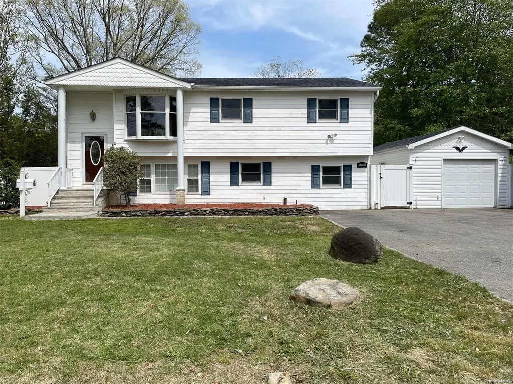 1547 Brightshore Boulevard Bay Shore NY 11706