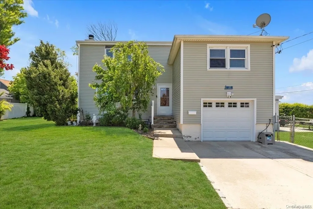 171 Brighton Boulevard Island Park NY 11558