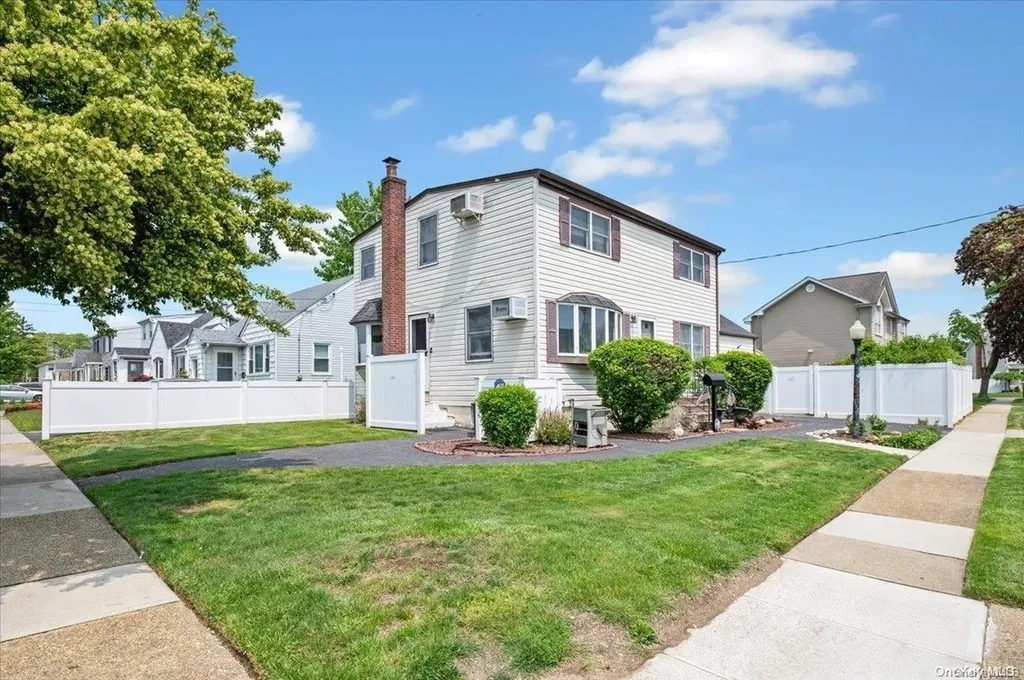 14 Brenner Avenue Bethpage NY 11714