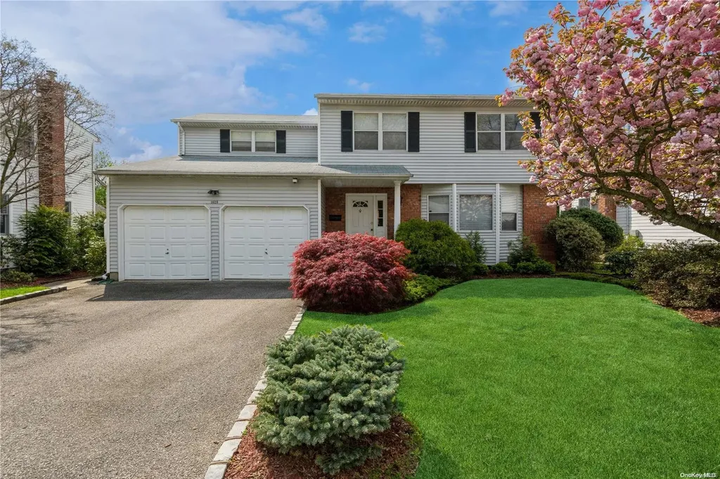 1628 Walnut Avenue Merrick NY 11566
