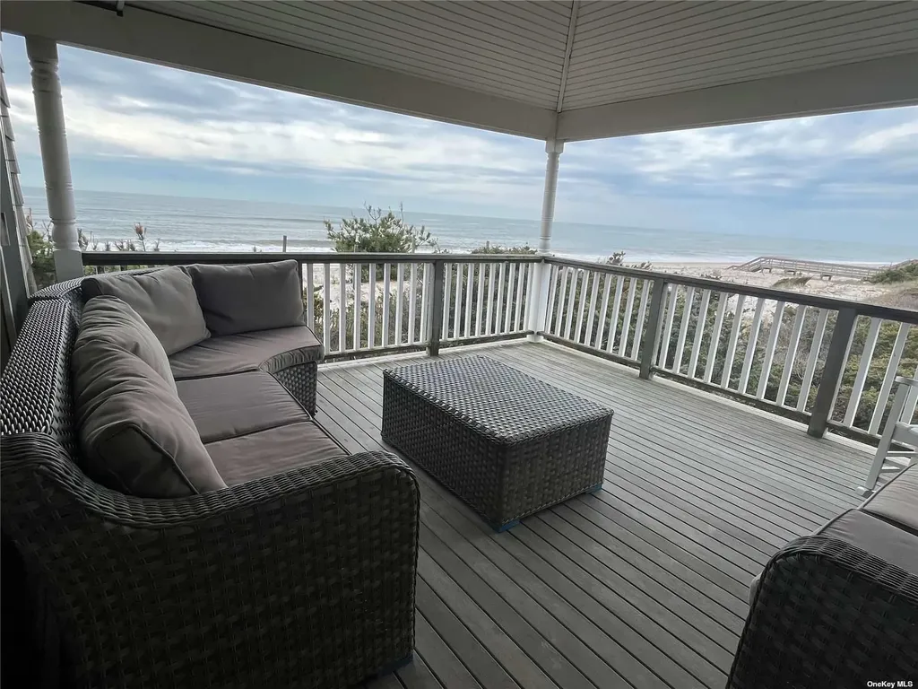 860 Ocean View Walk Ocean Beach NY 11770
