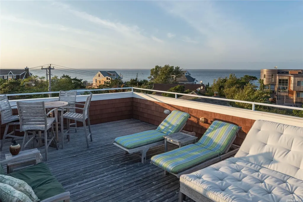31 Homesite Seaview NY 11770