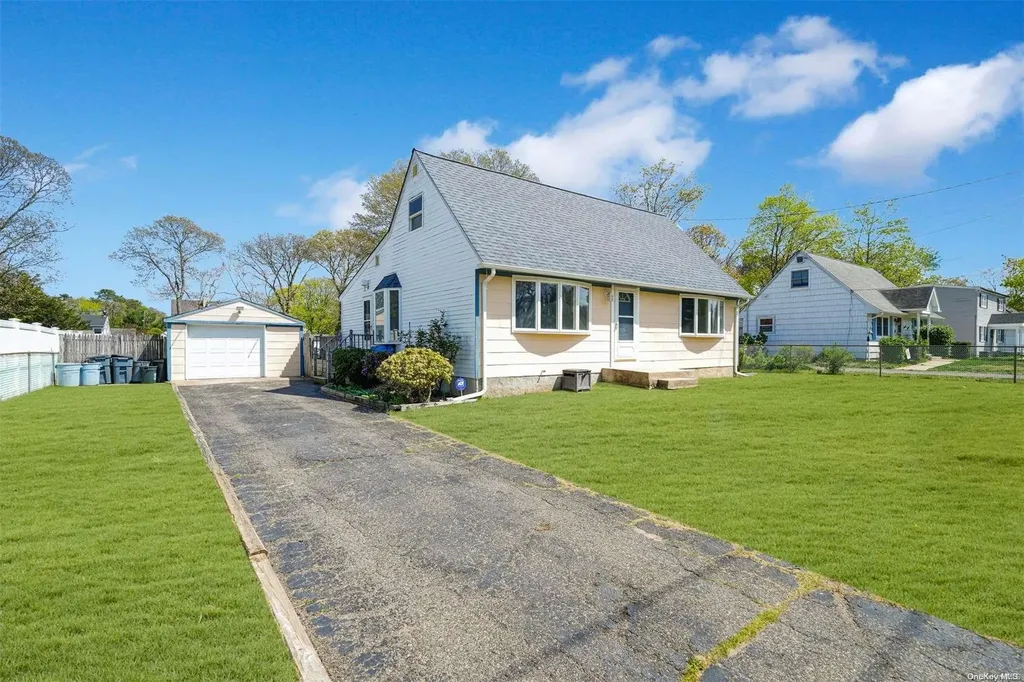 81 Marshall Drive Selden NY 11784