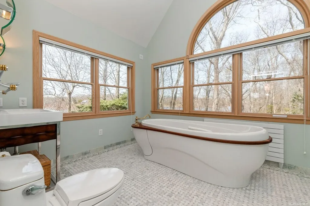 East Marion NY 11939
