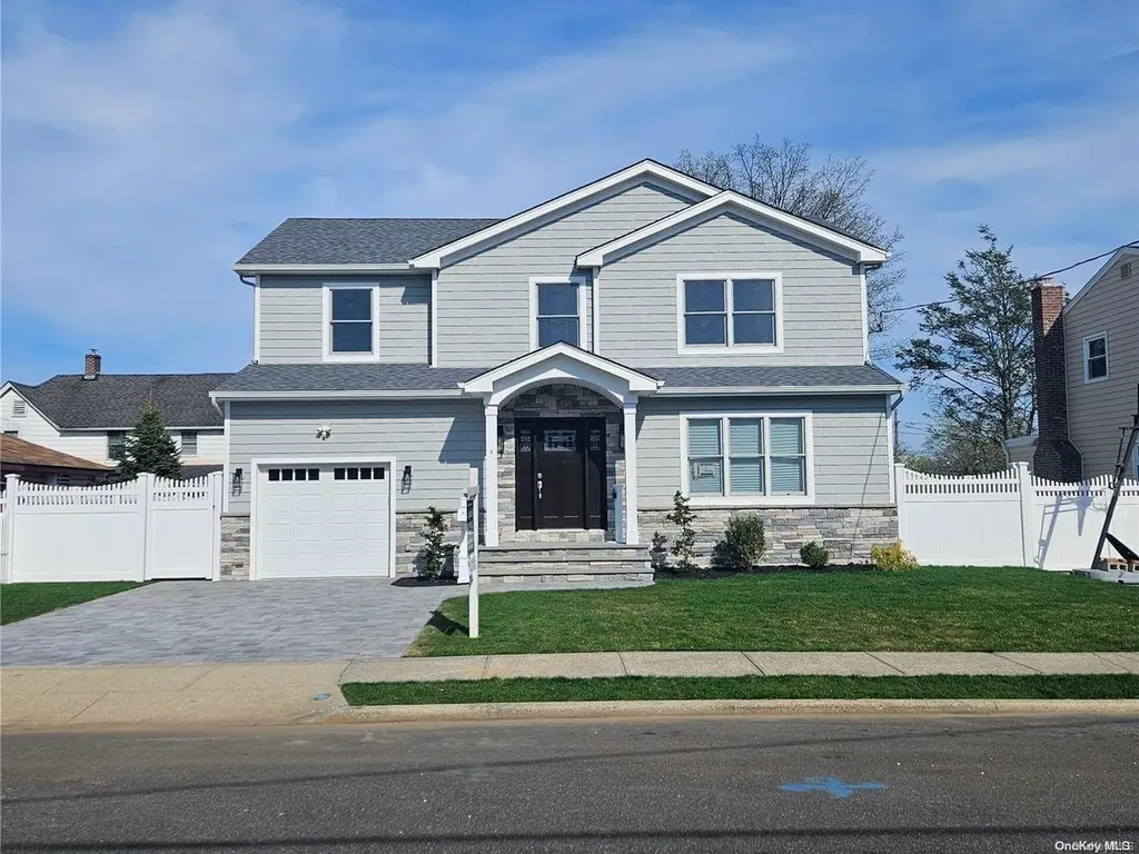 5 Romscho Street Bethpage NY 11714