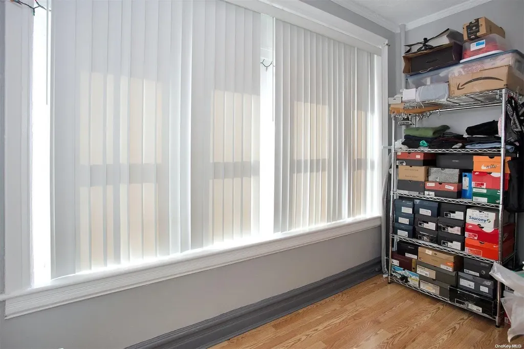 219 E 37th Street Brooklyn NY 11203