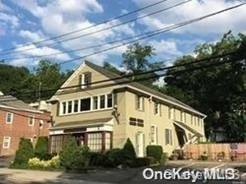 3 Harbor Road Cold Spring Harbor NY 11724