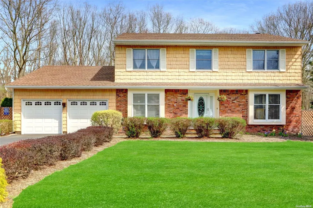 123 Wexford Drive Oakdale NY 11769