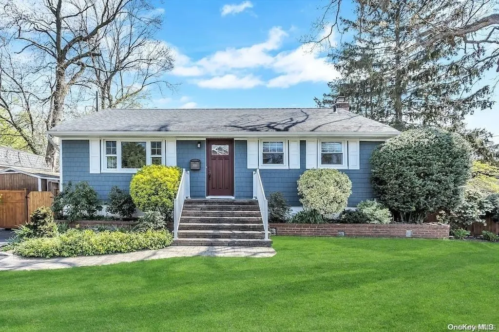 2010 Monroe Avenue North Bellmore NY 11710