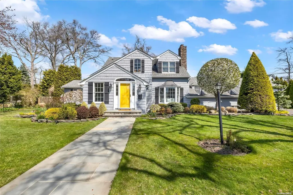 135 Shoreham Road Massapequa NY 11758