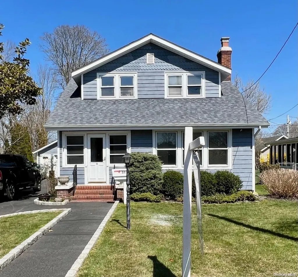 11 Marvin Street Patchogue NY 11772