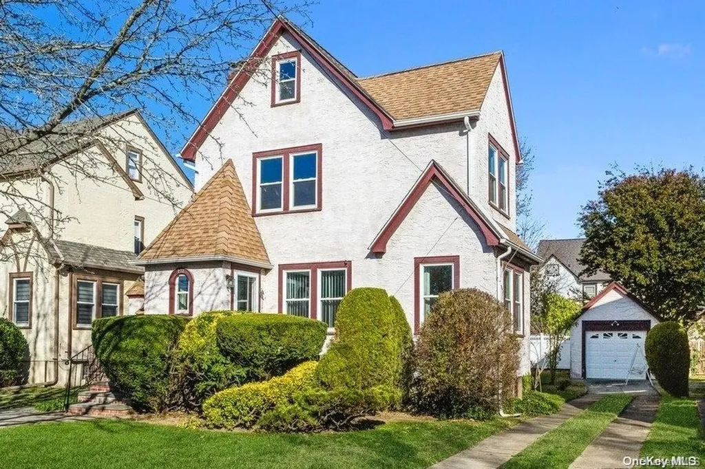 277 Spruce Street West Hempstead NY 11552