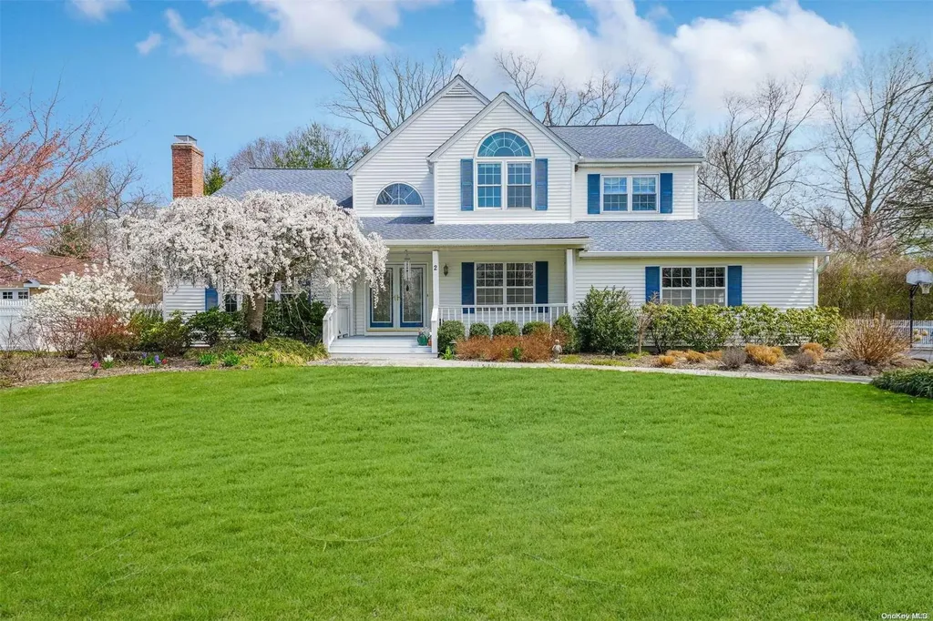 2 Brandon Commack NY 11725