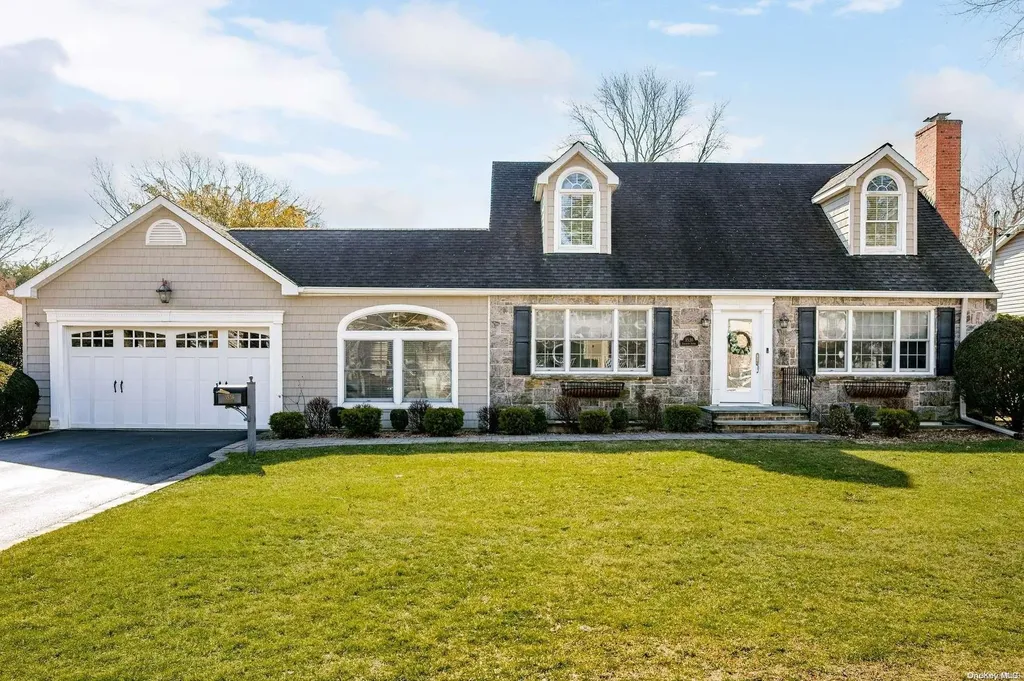 3536 Silverton Avenue Wantagh NY 11793