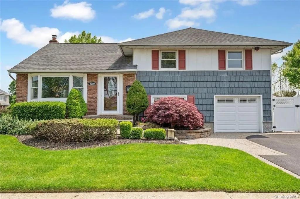 3700 Carlisle Road Wantagh NY 11793