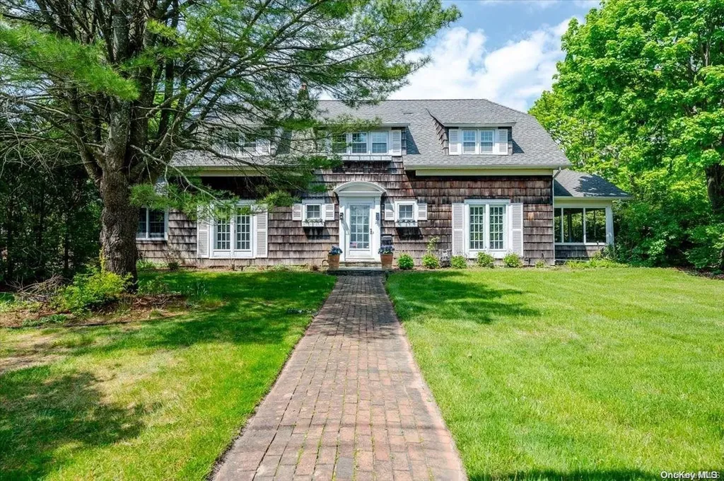 238 Bay Avenue Patchogue NY 11772