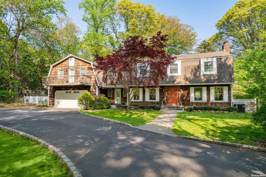 33 Winkle Point Drive Northport NY 11768