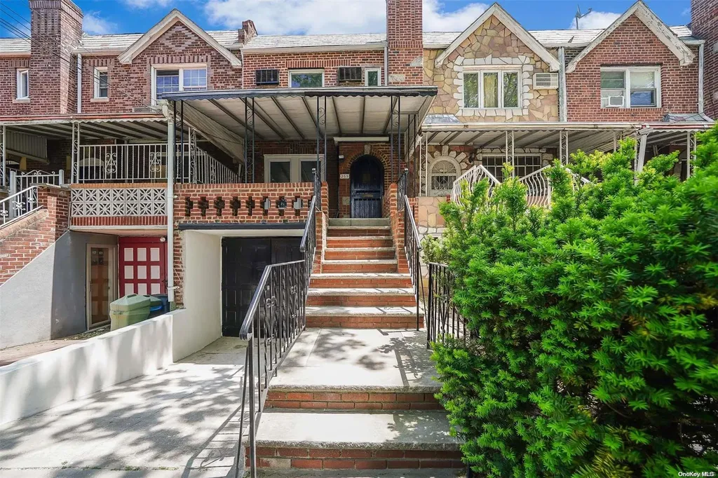 265 E 48th Street Brooklyn NY 11203