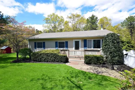450 Chapman Boulevard Manorville NY 11949