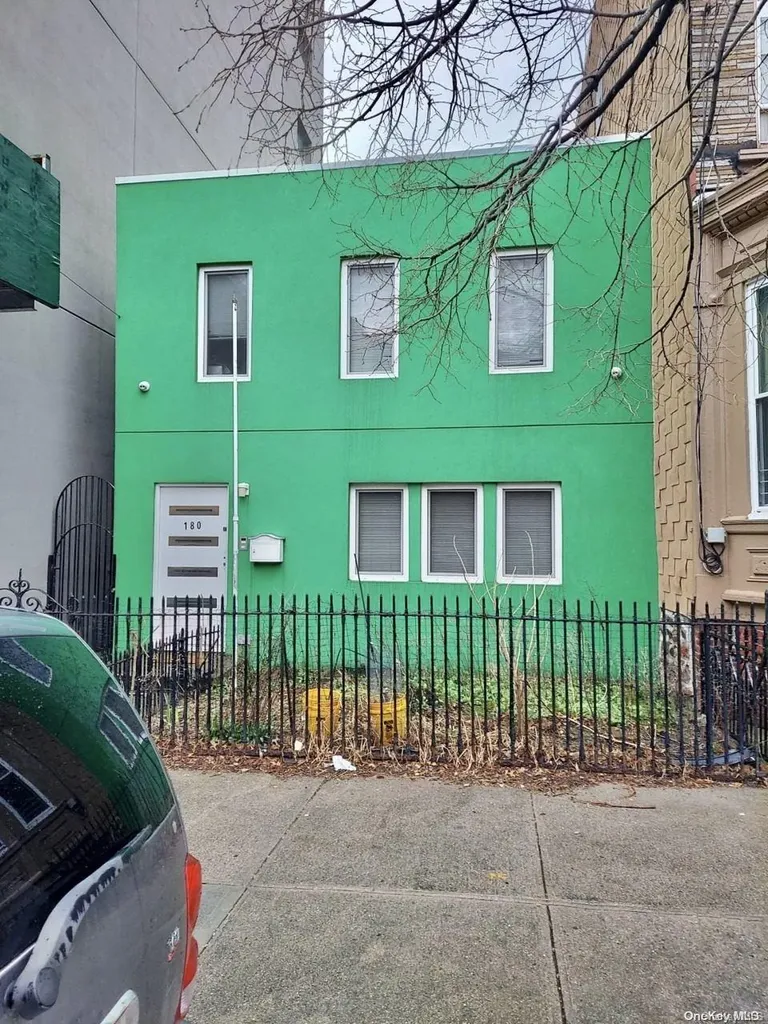 180 Eagle Street Brooklyn NY 11222